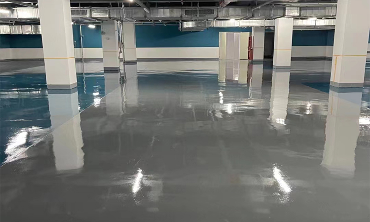 清遠(yuǎn)碧桂園山湖城御景灣地下車庫(kù)地坪漆工程