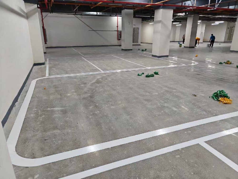 廣州黃埔軍校小學(xué)地下車庫(kù)平涂地坪工程